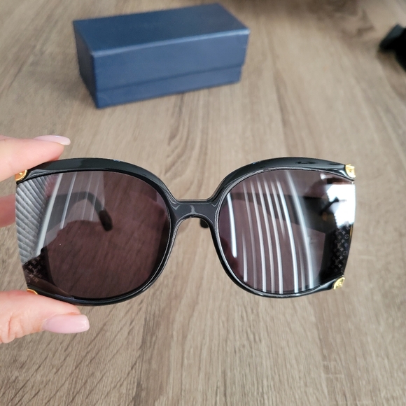 Louis Vuitton sunglasses in the mood for love - Picture 10 of 12